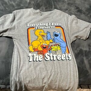 Sesame street graphic T-shirt | size S